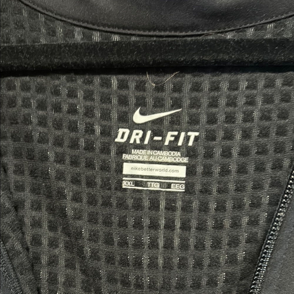 Nike Black Lightweight Athletic Jacket - Picture 2 of 8